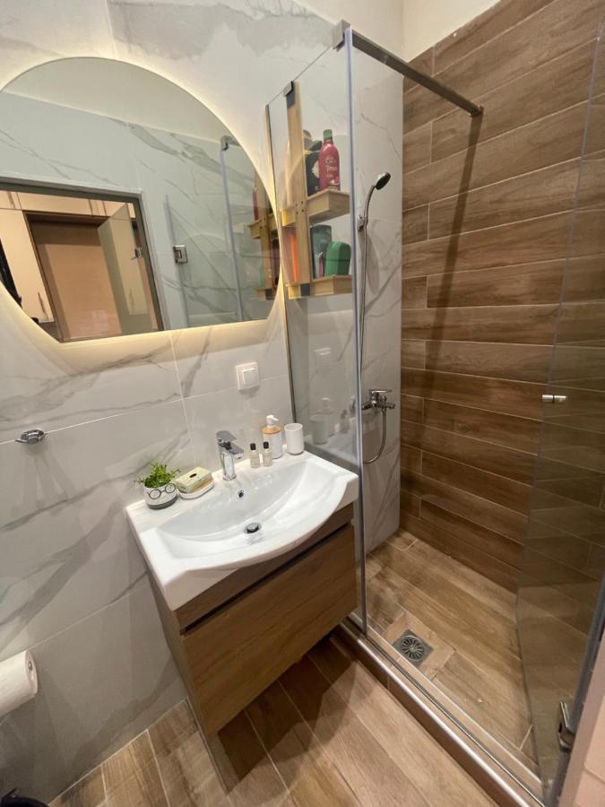Maestrale 315° Apartments เนอา มิคานิโอนา ภายนอก รูปภาพ