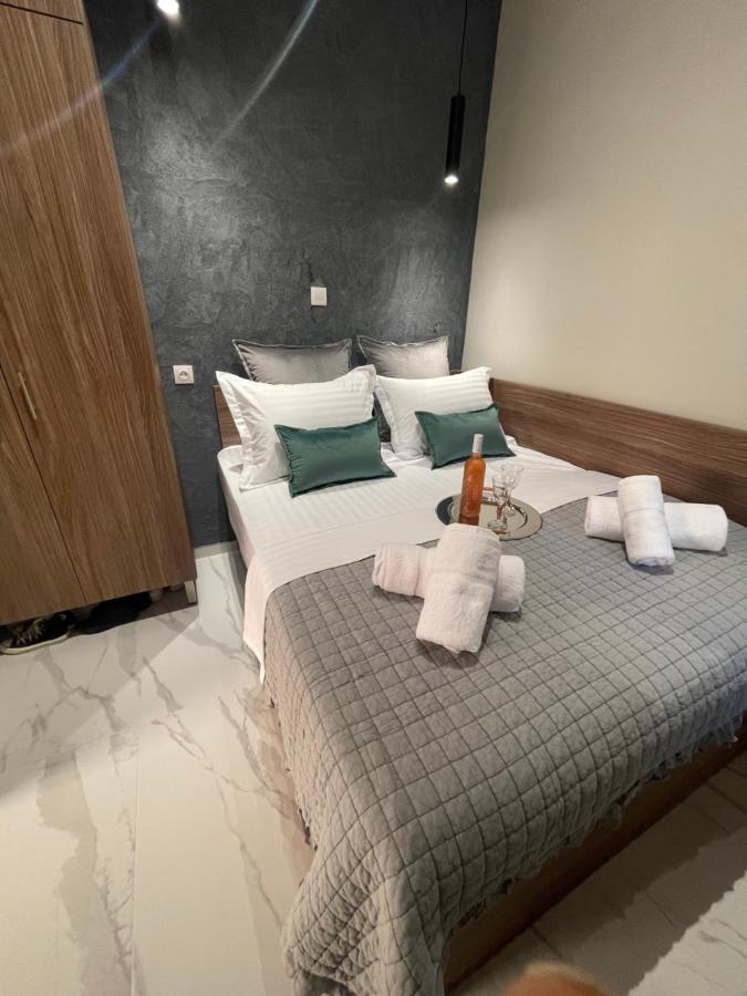 Maestrale 315° Apartments เนอา มิคานิโอนา ภายนอก รูปภาพ