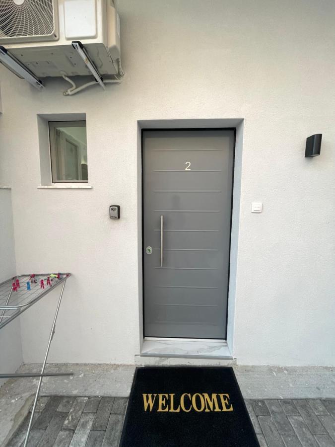 Maestrale 315° Apartments เนอา มิคานิโอนา ภายนอก รูปภาพ